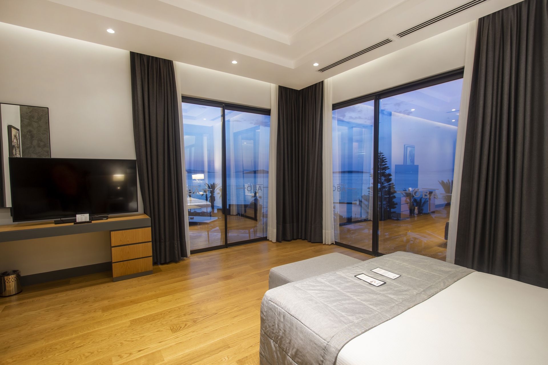 Deluxe Oda, Büyük Yataklı, Orman Manzaralı