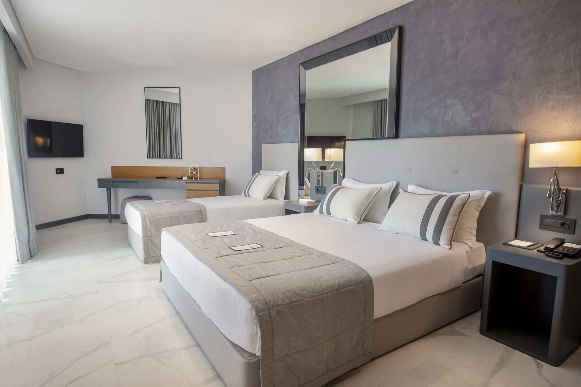 Kral Süiti, Büyük Yataklı, Orman Manzaralı